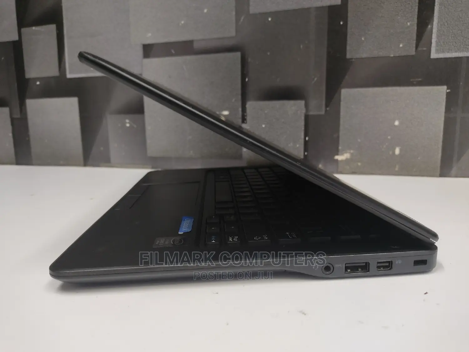 Laptop Dell Latitude 12 E7250 8GB Intel Core I5 SSD 256GB