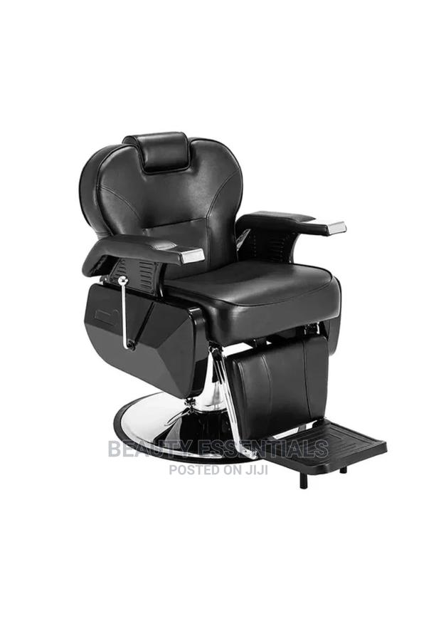 The Mega Jumbo Kinyozi Seat - main view