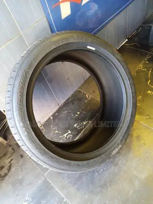 245/40r18 Falken Tyre