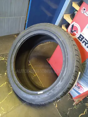 225/45r17 Falken Tyre