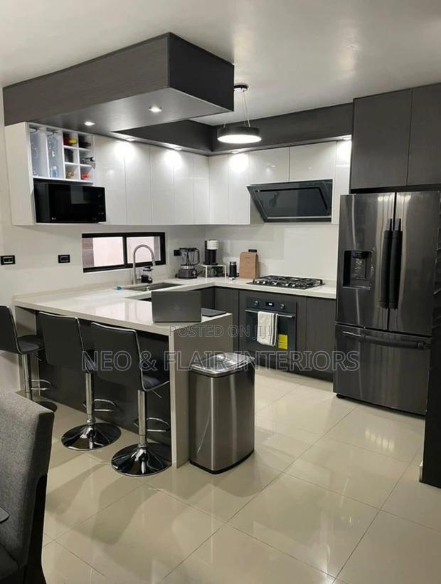 Quality Islands Kitchen - main view