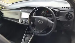 Toyota Corolla Fielder 2017 Silver