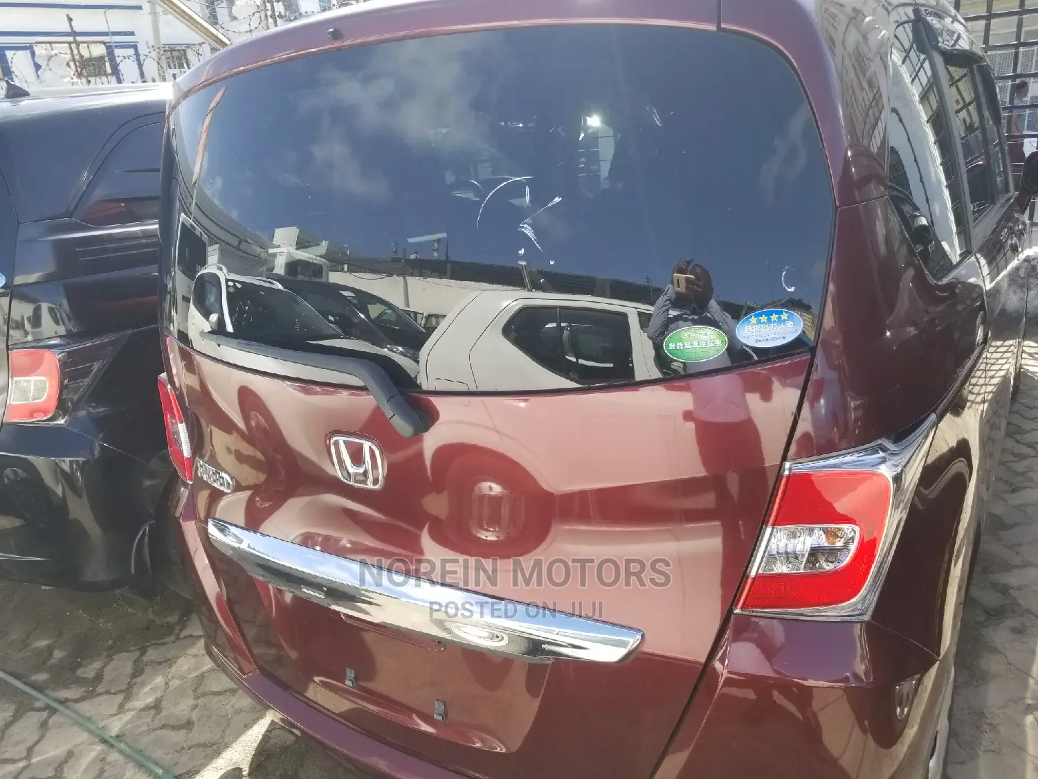 Honda Freed 2015 Red