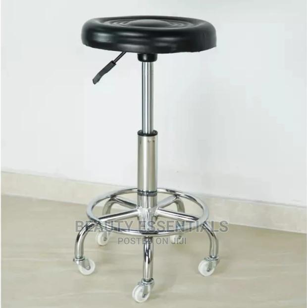 Manicure and Pedicure Salon Stool - main view