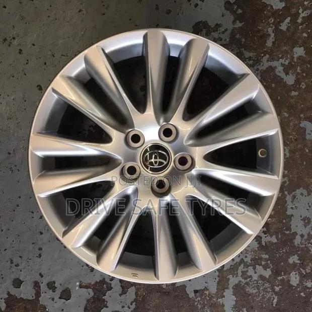 18 Inch Brand New Hurrier Original Rims Set (Japan)