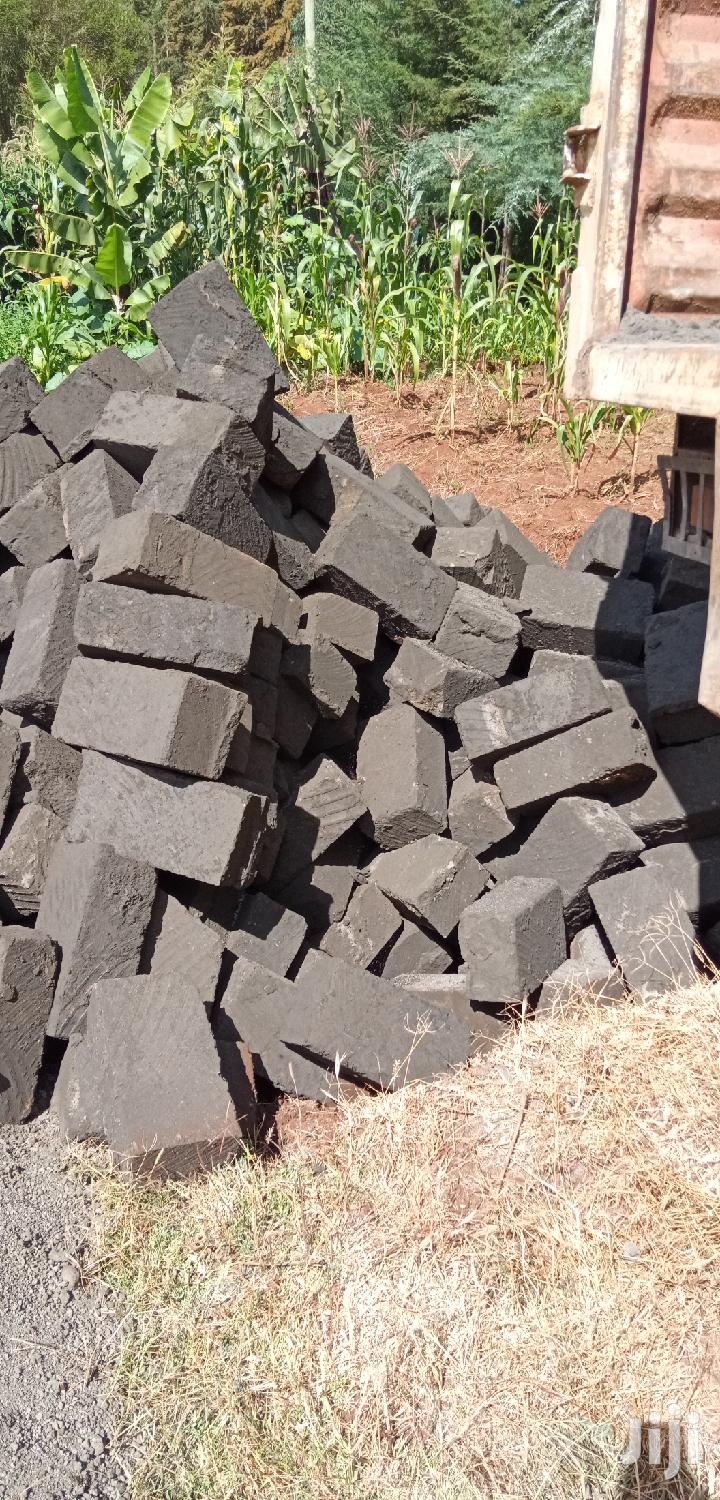 Machine Cut Stones(Ndarugo)