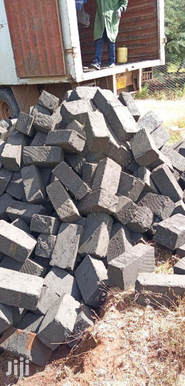 Machine Cut Stones - thumbnail 3