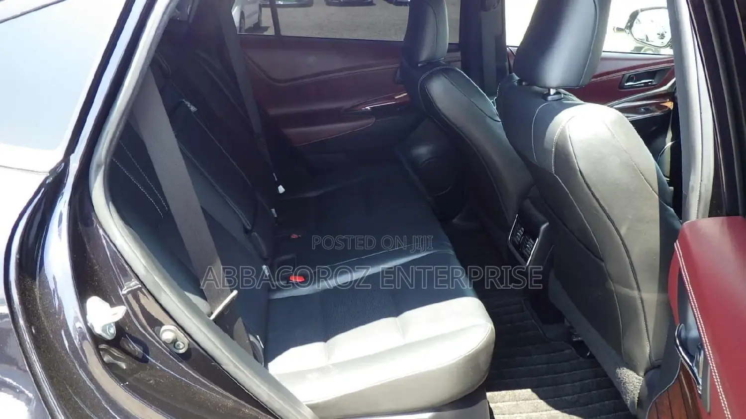 Toyota Harrier 2.5 Hybrid 4WD 2015 Purple