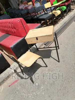 Top Quality Chairs and Locker's