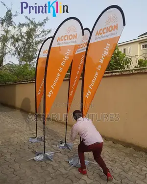 Teardrop and Telescopic Banners
