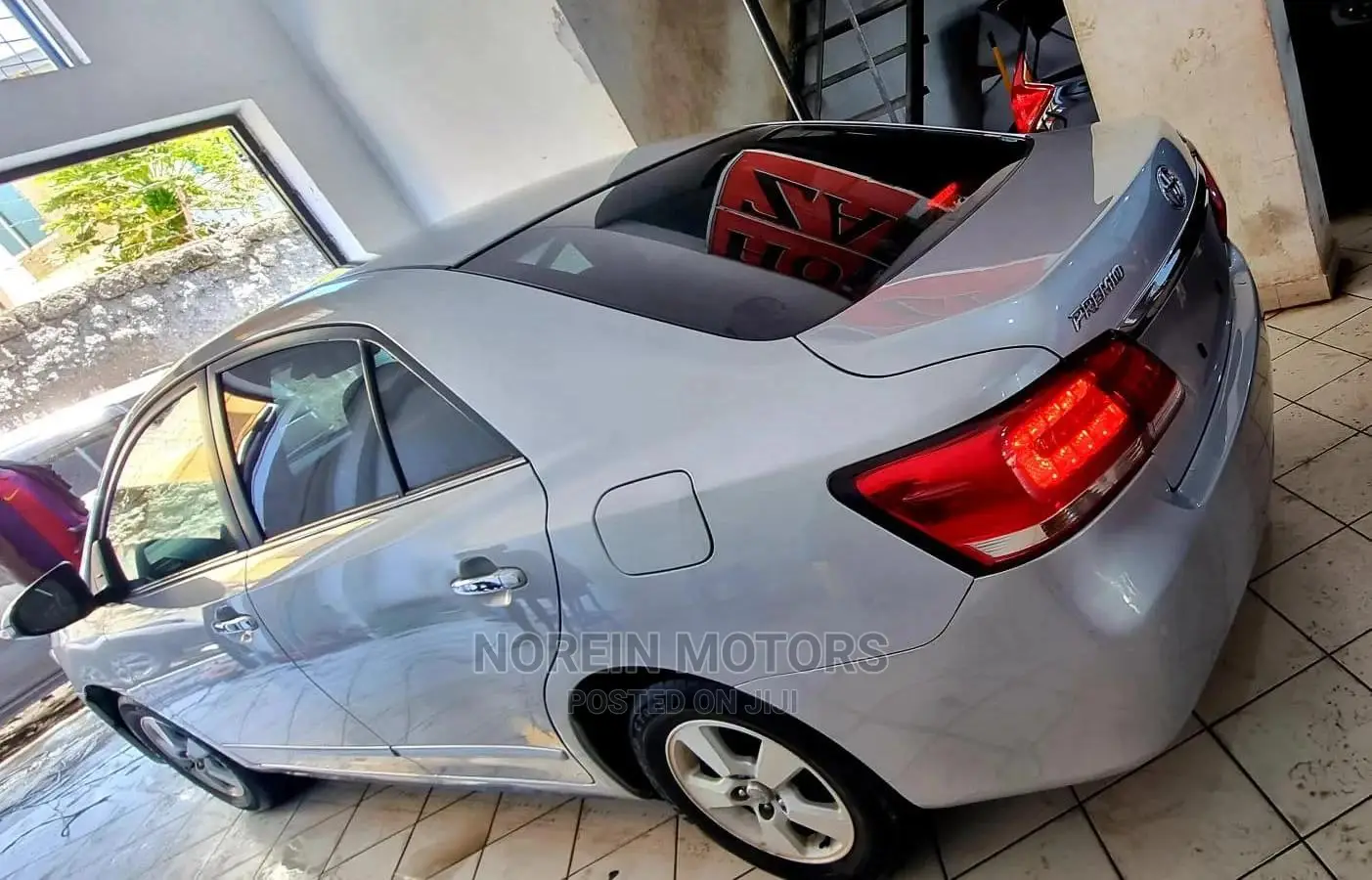 Toyota Premio 2016 Silver