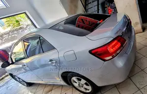 Toyota Premio 2016 Silver
