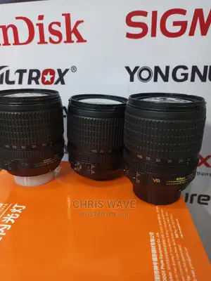Clean Nikon 18-105mm VR Lens