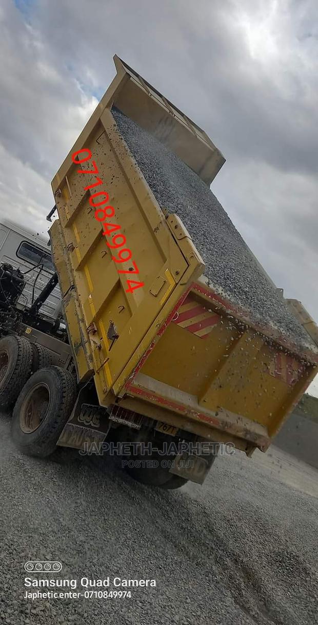 Kokoto,Ballast,Machine Cut Stones,Sand - main view