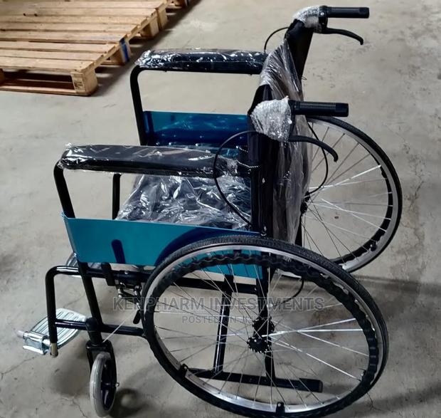 Wheelchair - thumbnail 2