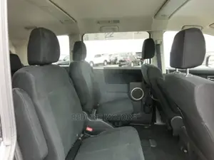 Mitsubishi Delica 2016 White