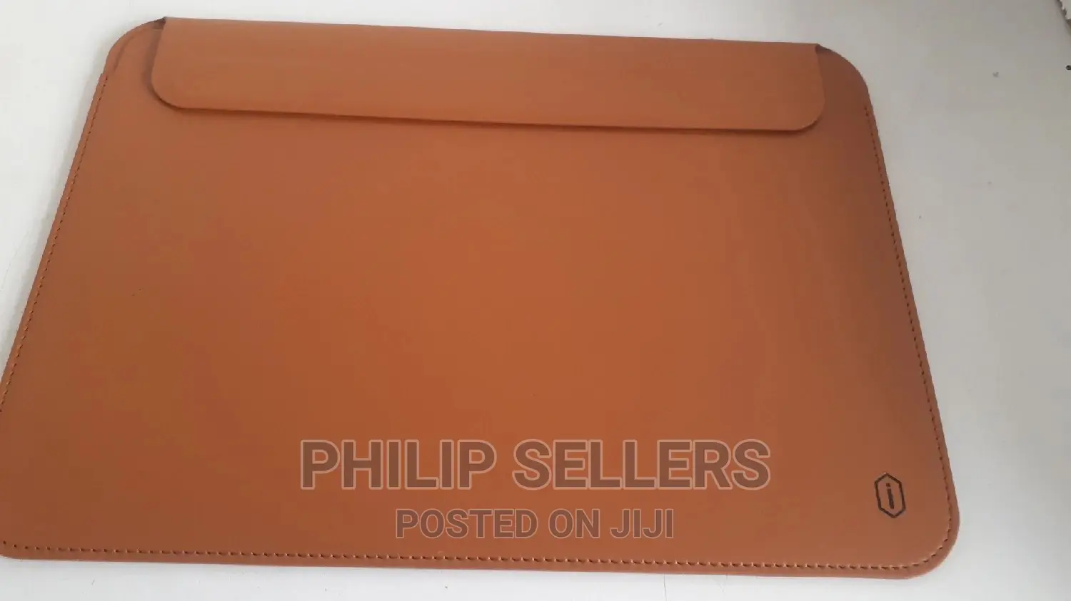 Apple Leather Sleeve for Macbook Pro and Macbook Air