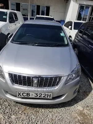 Toyota Premio 1.5 FWD 2013 Silver