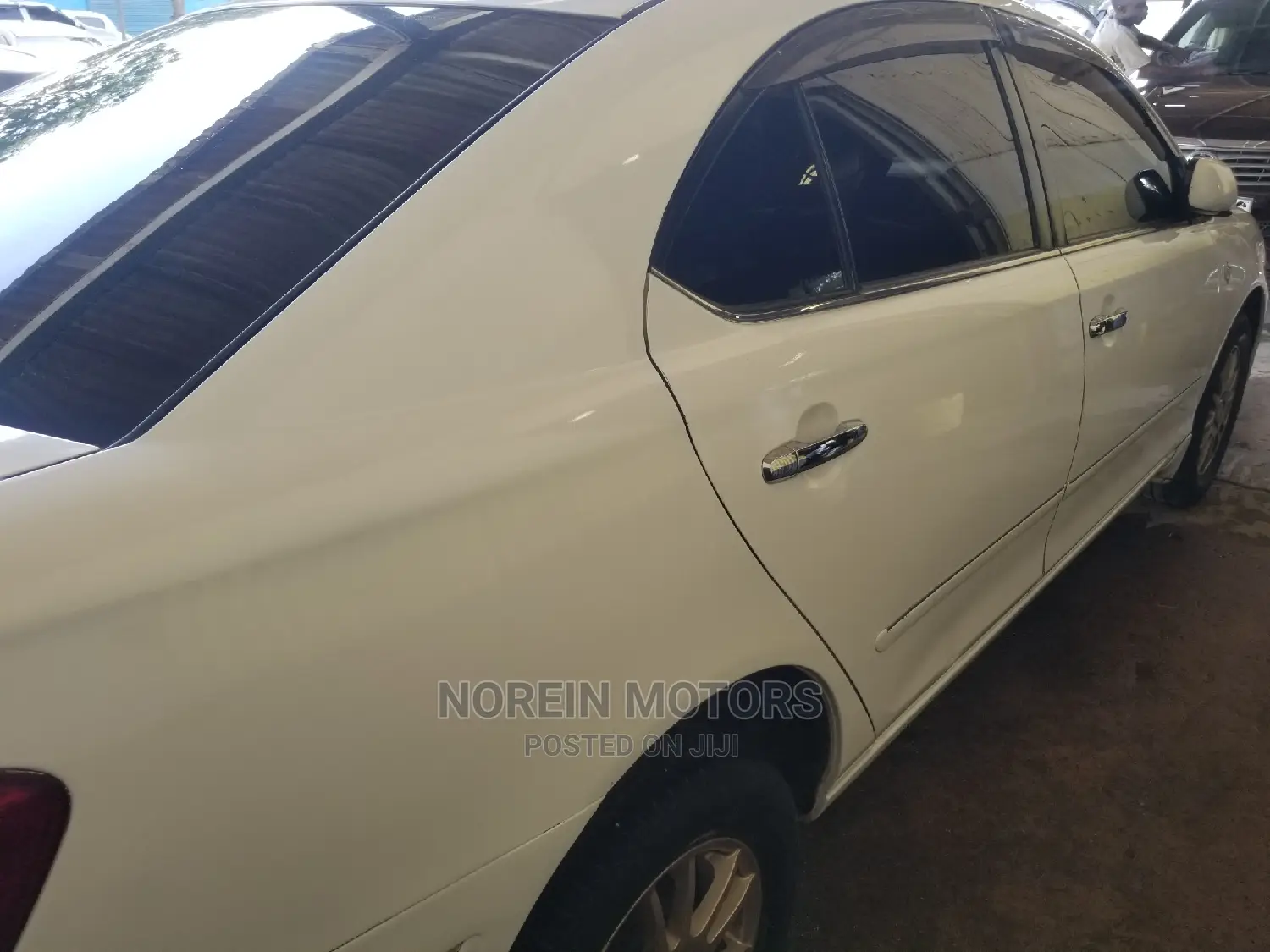 Toyota Premio 1.8 AWD 2013 White