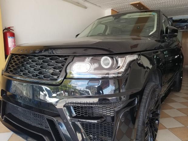 Land Rover Range Rover Vogue 2016 Black - thumbnail 3