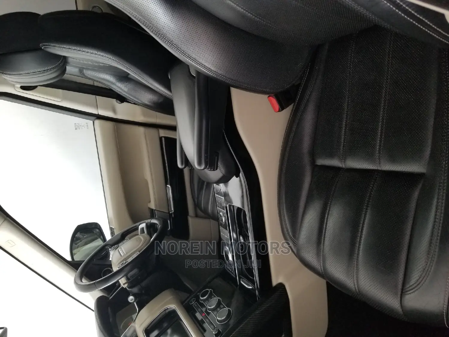 Land Rover Range Rover Vogue 2016 Black