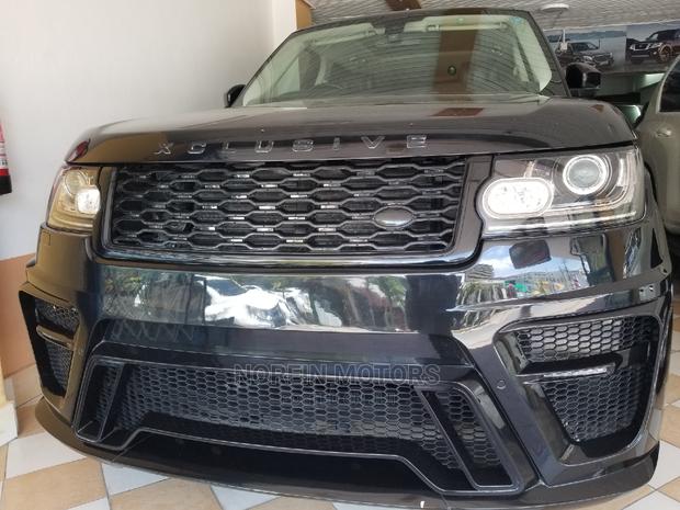 Land Rover Range Rover Vogue 2016 Black - thumbnail 2