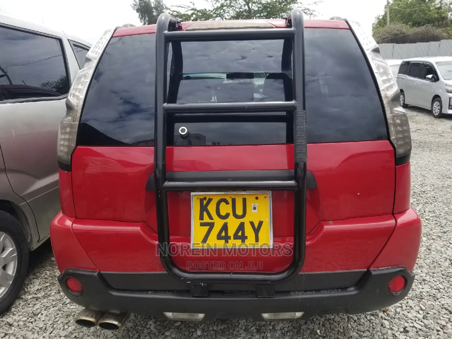 Nissan X-Trail 2.0 Petrol XE 2012 Red