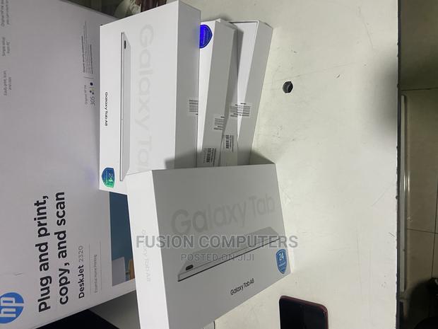 New Samsung Galaxy Tab A8 10.5 2021 32 GB Silver - main view