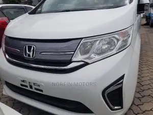 Honda Stepwgn 2015 White
