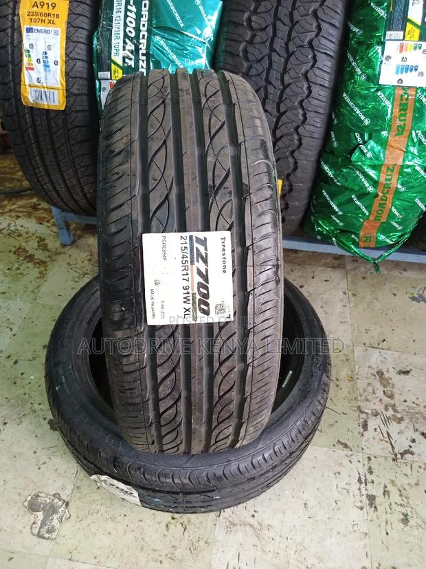215/45r17 Firestone - main view