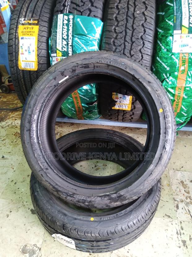 215/45r17 Firestone - thumbnail 2
