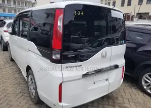 Honda Stepwgn 2016 White