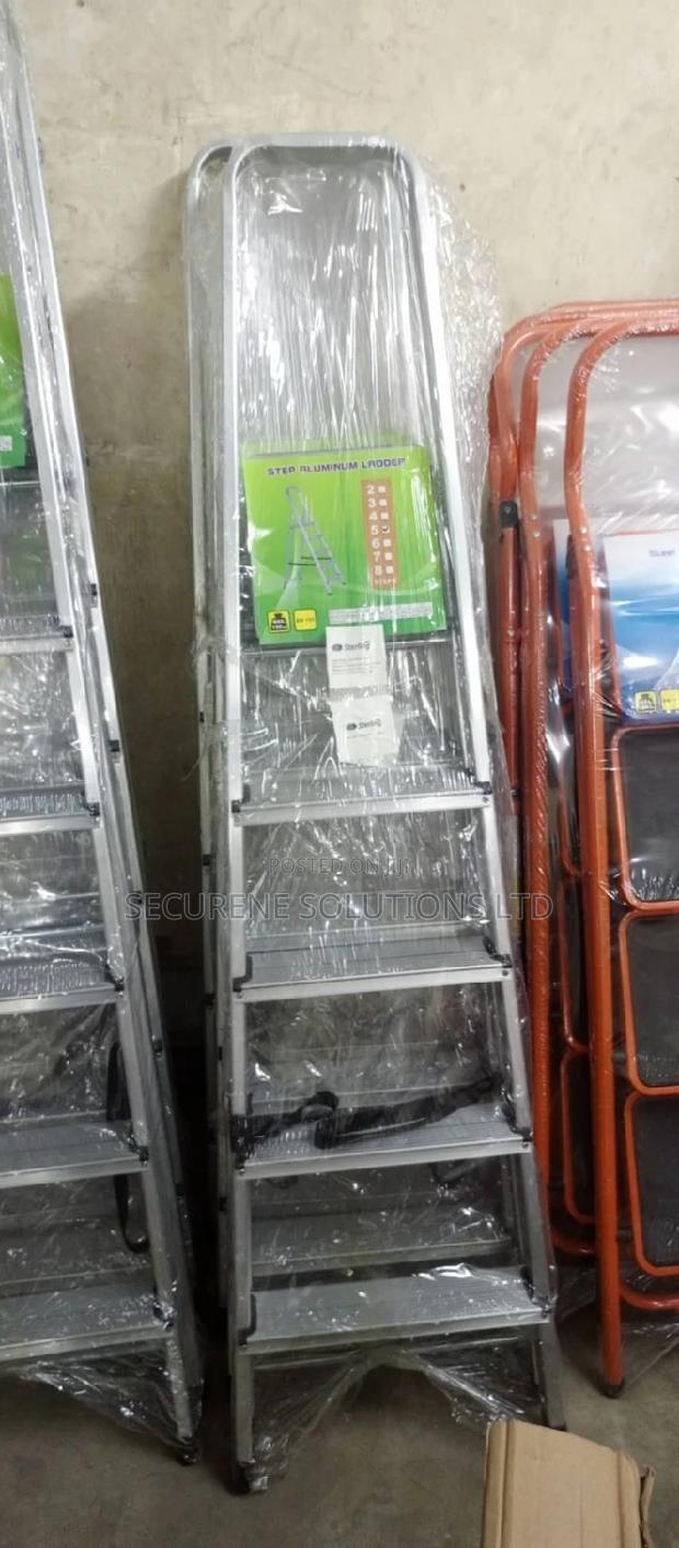Aluminium 6 Step Ladder - thumbnail 2