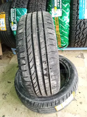 235/50r18 Boto