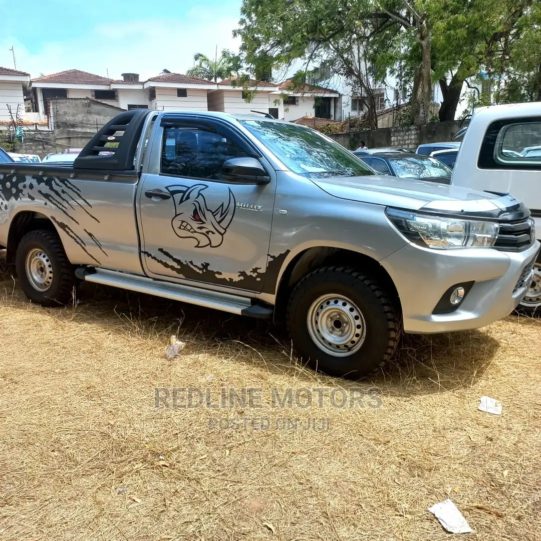 Toyota Hilux 2016 Silver