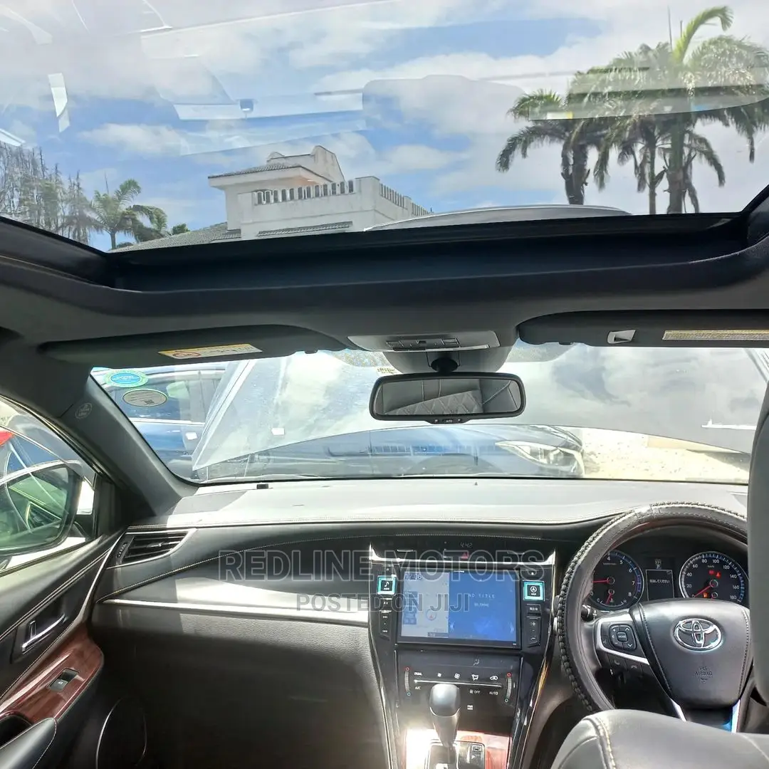 Toyota Harrier 2.0 2016 Black