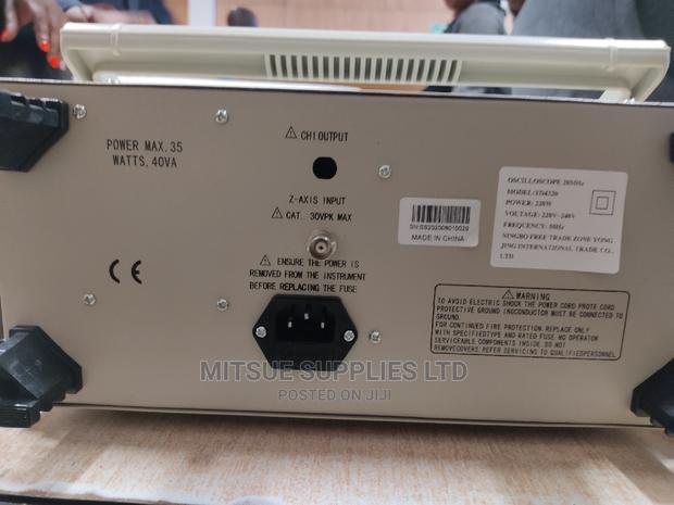 Cathode Ray Oscilloscope 20 MHZ - thumbnail 3