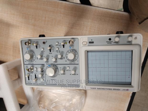 Cathode Ray Oscilloscope 20 MHZ - main view