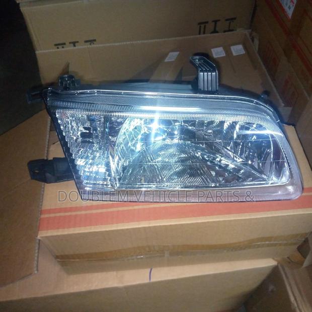 Headlamp Nissan B15