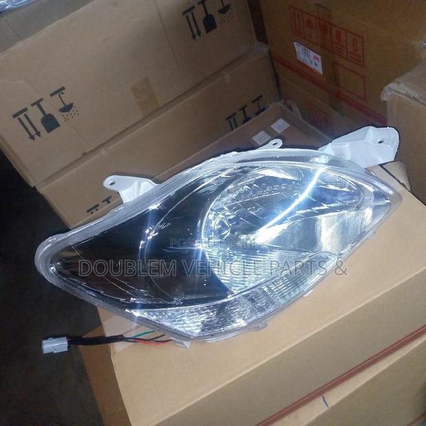 Headlamp Toyota Belta