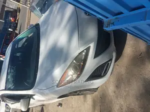 Mitsubishi Lancer 2010 /Fortis Front Windscreen