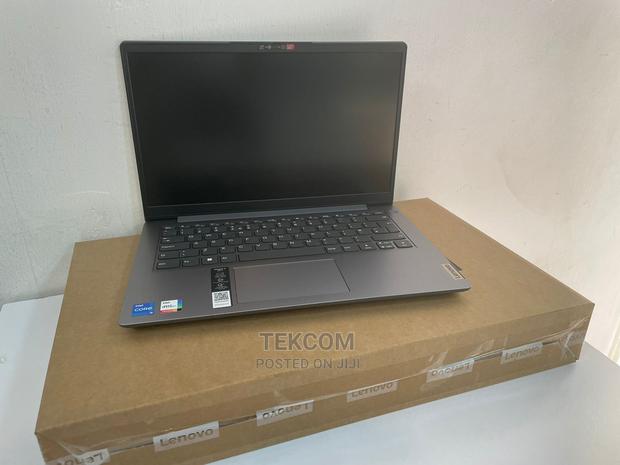 New Laptop Lenovo Ideapad 3 4GB Intel Core I5 SSD 1T - main view