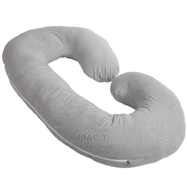 Unique High Quality C Shape Pregnancy Pillow - thumbnail 3
