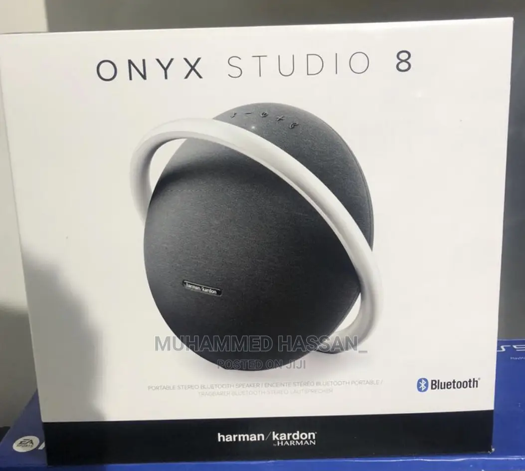 Onyx Studio 8