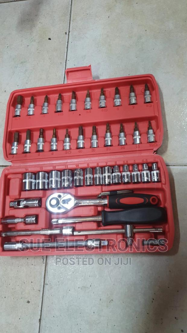 46 Tool Kit and Screwdriver, Socket Set, Hand Tool Kit (Red)