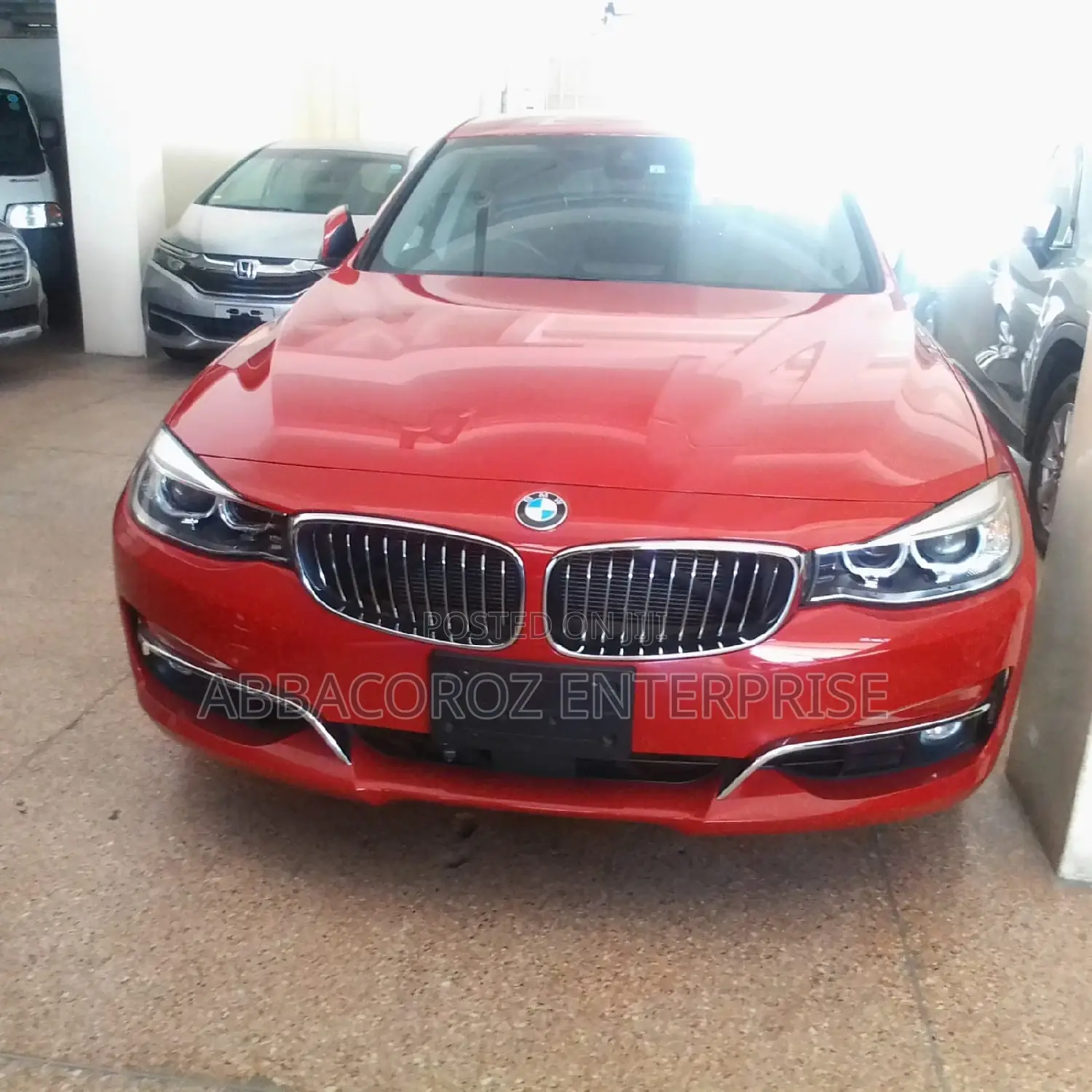 BMW 320i 2015 Red