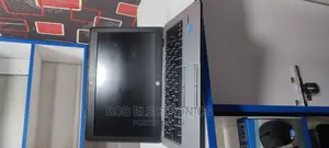Laptop HP EliteBook 820 G2 4GB Intel Core I5 SSD 256GB
