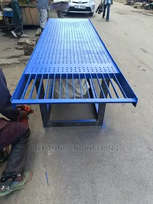Table Vibrator Machine