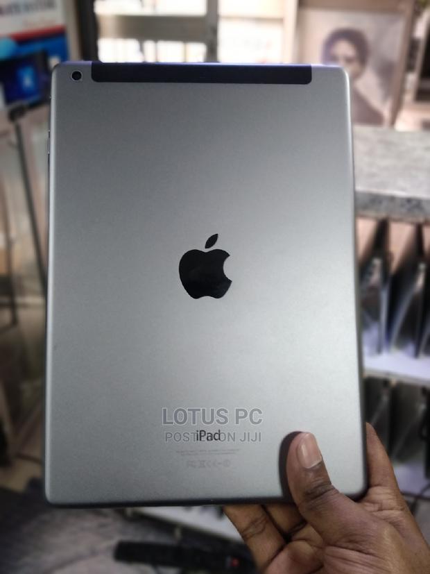 Apple iPad Air 16 GB Silver - thumbnail 2