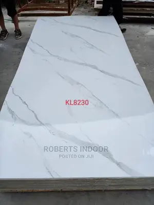 White Mrable High Gloss Board